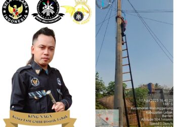 Marak Jaringan Wifi Nempel di Tiang listrik di Warunggunung, King Naga Minta PLN Lebak Segera Bertindak