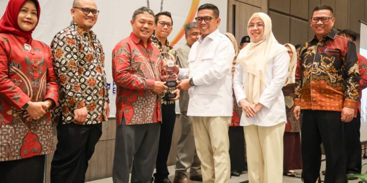 Sukseskan Program Sekolah Gratis, Gubernur Banten Perkuat Sinergi Dengan Sekolah Swasta